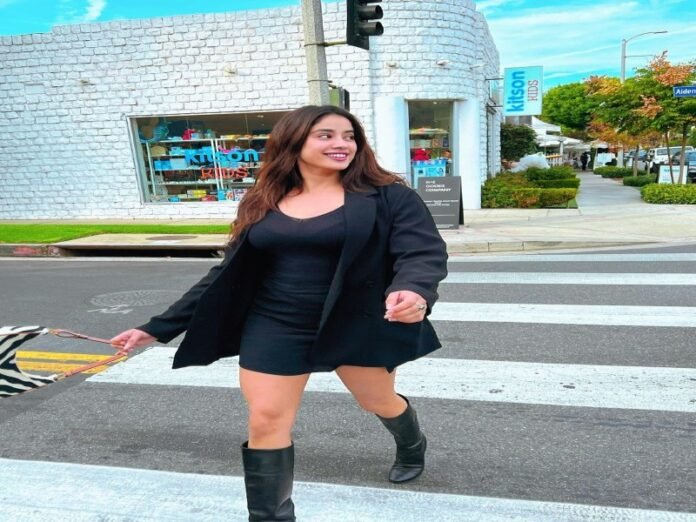 24_01_2022-janhvikapoor24