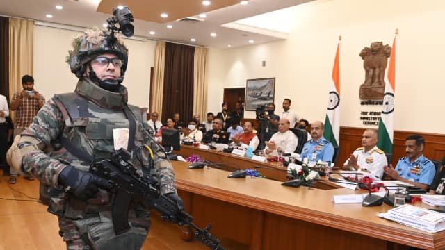 marks_of_slavery_will_end_in_indian_army_too_uniform_will_change_regiments_will_also_have_new_names_1663736279