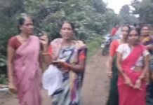 अवैध शराब बेचने वाले हॉटल संचालक और उसके साथी को रंगेहाथ पकड़ा