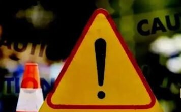 शादी की खुशियां मातम में बदलीं; सूखे तालाब में जा गिरी बारातियों की कार, 3 की मौत, 7 अन्य घायल