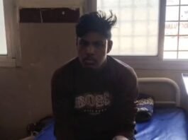 ट्रैक्टर नाली में पलटा: दो व्यक्ति घायल