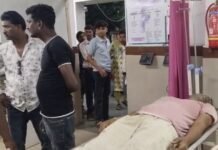 अनियंत्रित मोटरसाइकिल ढलान में घुसी-एक व्यक्ति की मौत