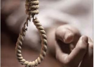 भटेरा में एक महिला ने अपने बेडरूम में फांसी लगाकर की आत्महत्याकोतवाली पुलिस जांच में जांच में जुटी