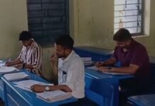 सांदीपनी (उत्कृष्ट विद्यालय) में उत्तरपुस्तिकाओं का मूल्यांकन कार्य जारी