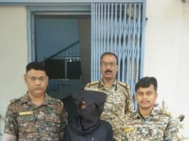 घर में सो रही महिला के साथ अश्लील हरकत और छेड़छाड़- फरार आरोपी की रफ्तार