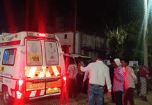 एक युवक से की मारपीट तो महिला से मारपीट कर मंगलसूत्र तोड़कर फेंका