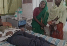 एक युवक से की मारपीट तो महिला से मारपीट कर मंगलसूत्र तोड़कर फेंका