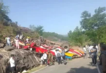 रामनगर-ऊधमपुर जम्मू बस दुर्घटना: हाईवे पर बड़ा हादसा, बस पलटी, 20 की मौत, कई घायल