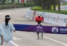 बीजिंग हाफ मैराथन में ह्यूमनॉइड रोबोट का दिखा जलवा, पहली बार इंसानों को पीछे छोड़ा