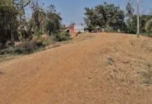 जर्जर मार्ग से ग्रामीण हलाकान पक्की सडक़ बनाने की उठी मांग