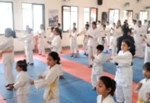 जिला स्तरीय कराटे प्रतियोगिता सम्पन्न, 200 से अधिक खिलाड़ियों ने लिया भाग