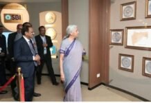 GDP की रेस में भारत सबसे आगे! घरेलू मांग से मिल रही है इकोनॉमी को सुपर-रफ्तार: वित्त मंत्री सीतारमण