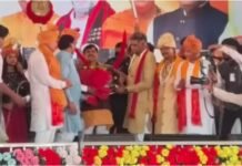 अभी शेर गुफा में है तो मक्खियां काट रही हैं, हुंकार भरी तो पूरा जंगल खाली हो जाएगा, उमा भारती की भोपाल में दहाड़