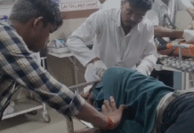 दो मोटरसाइकिल आपस में टकराई: तीन घायल