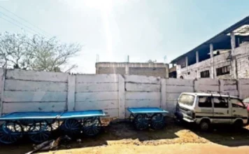 भोपाल में शौचालय निर्माण पर रेलवे ने खड़ी की दीवार, अब नगर निगम ने ठोका मालिकाना हक
