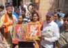 धार भोजशाला में उमड़ा आस्था का जनसैलाब, श्रद्धालुओं ने किया हनुमान-चालीसा पाठ, ‘धार्मिक फोटो’ अंदर ले जाने से रोका