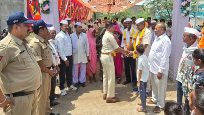 22_05_2026-barwani_me_pariwar_ka_samman_m
