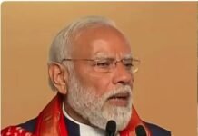 PM मोदी के काफिले में महज दो गाड़ियां आईं नजर, देशवासियों से की थी पेट्रोल-डीजल की बचत करने की अपील