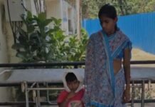दो मासूम बच्चों समेत 80 वर्षीय बुजुर्ग महिला को काटाए गांव में आक्रोश