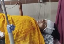 अंबेडकर चौक में तेज रफ्तार कार ने मोटरसाइकिल को पीछे से मारी टक्कर