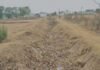 सिकंद्रा की जर्जर केनाल से किसानों में आक्रोश