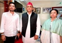 ममता बनर्जी से अखिलेश यादव ने की मुलाकात, बोले- BJP की आंखों में दीदी खटकती है