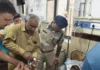 सीधी में थाना प्रभारी पर कुल्हाड़ी-हंसिए से जानलेवा हमला, एसपी पहुंचे अस्पताल, पांच आरोपी नामजद