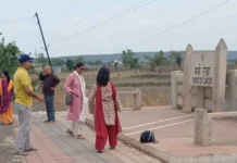कर्क रेखा पर मिटा ‘साए का वजूद’ तो मच गई सेल्फी लेने की होड़; रायसेन में कुछ इस तरह जमीन पर उतरा किताबों का ‘भूगोल’