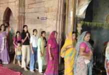 22 साल पहले अखंड ज्योत जलाने वाले संत पहुंचे ऐतिहासिक भोजशाला, बोले- अब मां वाग्देवी की स्थापना का सपना भी हो पूरा