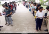 चोटी का क्लचर, कानों की बाली से लेकर हाथ का धागा तक निकलवाया… इंदौर में NEET परीक्षा को लेकर सख्त चेकिंग