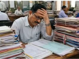 चिकित्सा शिक्षा विभाग की बड़ी लापरवाही: एम्प्लॉई कोड न मिलने से अटके क्लास 3 और 4 कर्मचारियों के ट्रांसफर, छिड़ा बवाल