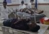 तेज रफ्तार छोटा हाथी ने मोटरसाइकिल को मारी टक्कर:दो युवक गंभीर रूप से घायल