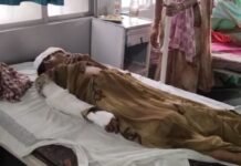 तेज रफ्तार बोलेरो ने मोटरसाइकिल को मारी टक्कर- मां-बेटे घायल