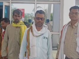 हादसे का इंतजार कर रहे अधिकारी,जर्जर प्राथमिक शाला भवन बनाने पर नही दिया जा रहा ध्यान