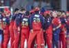 IPL 2026 जीतने के बाद भी इन तीन खिलाड़ियो पर लटकी तलवार, आरसीबी कर सकती है रिलीज