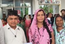 ग्राम पंचायत जाम के ग्रामीणों और पंचों ने सौपा ज्ञापन