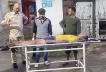 खेत के कुएं में जहरीली गैस का कहरमोटर निकालने उतरे किसान की मौत:दूसरा किसान बाल-बाल बचा