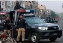 Pakistan News: असीम मुनीर मुर्दाबाद… पाकिस्तान में गृहयुद्ध जैसे हालात, क्वेटा में सेना-पुलिस पर क्यों भड़की अवाम?