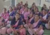 आंगनबाड़ी कार्यकर्ताओं ने मनाया काला दिवस, मांगो को पूरी करने को लेकर की जमकर नारेबाजी