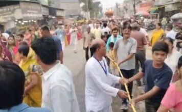 नगर में हर्षोल्लास के साथ निकाली गई जगन्नाथ यात्रा भक्तों को दर्शन देने रथ पर विराजमान होकर निकले जगन्नाथ,