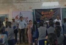 उकवा गर्ल्स हायर सेकेंडरी स्कूल में जागरूकता अभियान-साइबर अपराध, महिला सुरक्षा और नशामुक्ति का दिया संदेश
