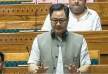 छात्रों पर संसद में तकरार, रिजिजू बोले- हम आज ही चर्चा चाहते हैं, विपक्ष थोप रहा शर्तें, हंगामे के चलते लोकसभा 2 बजे तक स्थगित