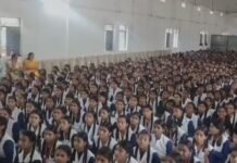 एमएलबी स्कूल में करियर मार्गदर्शन एवं व्यक्तित्व विकास” कार्यक्रम