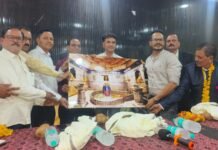 सीईओं मंडलोई सहित तीन कर्मचारियों को दी गई विदाई, जनपद में विदाई समारोह का समारोहपूर्वक हुआ आयोजन