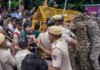 दिल्ली में आंदोलन कैसे हो गया उग्र, 10 वीडियो में देखिए आर-पार की लड़ाई