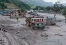 नेपाल में बाढ़: कई शवों को अस्थायी कब्रों में दफनाया गया, 250 शवों की अब भी पहचान नहीं, दर-दर भटक रहे लोग