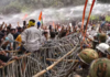झारखंड में प्रदर्शन की आंच कांग्रेस तक आई, CM सोरेन-राहुल गांधी के पुतले जलाए, सरकार आज फिर करेगी छात्रों से बात