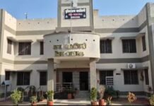 पुरानी रंजिश में युवक पर कुल्हाड़ी और लाठियों से जानलेवा हमला,हालत गंभीर