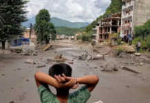 Nepal Flood: पानी की तेज लहरें और मौत सामने…मजदूर जान बचाने आम के पेड़ से लिपटा, पढ़ें- रोंगटे खड़े करने वाली आपबीती