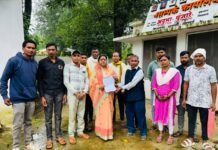 विस्थापन के बाद भी मूलभूत सुविधाओं को तरसे वनग्रामों के ग्रामीण,
